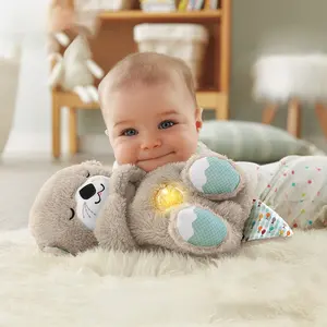 Consolador de bebê Schlummer som música brinquedo de dormir respirando lontra de pelúcia