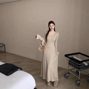V-neck Flared Sleeve Sweater Dress Women Autumn Winter Long Fit And Flare Solid Color Vintage Style Maxi Dress Natural Waist - Product Image 2