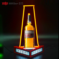 Présentoir de bouteille de whisky personnalisé en forme de lettre TERMEIN, glorificateur de bouteille d'alcool en acrylique LED pour la promotion des bars et discothèques