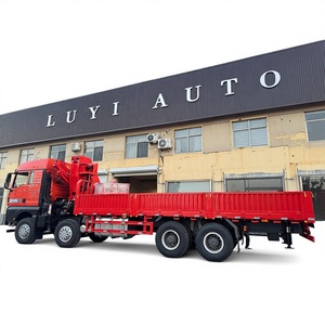 Sitrak 8*4 G7S 540 ch, norme d'émission Euro VI, équipé d'une grue à flèche de 15 tonnes et d'un caisson de chargement. - Product Image 1