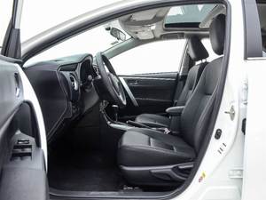 Venta al por Mayor de Autos Usados de Alta Calidad, <span class=keywords><strong>Corolla</strong></span> Levin <span class=keywords><strong>2018</strong></span>, 1.2T <span class=keywords><strong>S</strong></span>-CVT GL-ii Edition Sedán, Volante a la Izquierda, 4L, Bajo <span class=keywords><strong>Precio</strong></span>, Tracción Delantera - Product Image 5