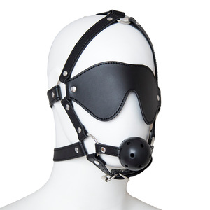 Ensemble d'accessoires de costume pour cosplay et jeux de rôle : Masque cache-yeux en cuir PU, bâillon à boule et harnais de retenue de tête réglable - Product Image 2