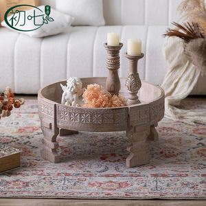 Mesa de Centro Redonda de Madera Maciza Marroquí Tallada a Mano con Acabado Envejecido, Decoración para el Hogar - Product Image 4