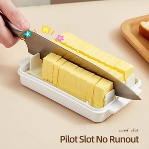 กล่องพลาสติกใส่เนยทรงสี่เหลี่ยมแบบมีฝาปิด ขายดี พร้อมที่ตัดชีส - Product Image 4