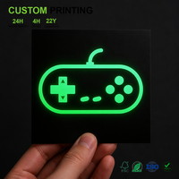 Autocollant de contrôleur de jeu vert phosphorescent personnalisé, feuille de jeu rétro, décalcomanie murale pour chambre d'enfant, vinyle imperméable, vente en gros en vrac