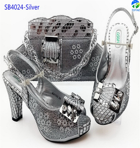 Ensemble Chaussures et Sac Italiens Magenta pour Femmes, Meilleures Ventes, Chaussures et Sac de Soirée Nigérianes - Product Image 4