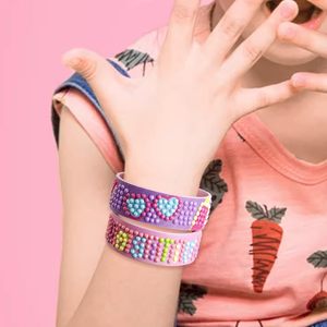 Kit di Braccialetti con Diamanti 5D, 6 Pezzi, Set Fai-da-Te per Creazione di Gioielli e Arte per Bambine - Product Image 4