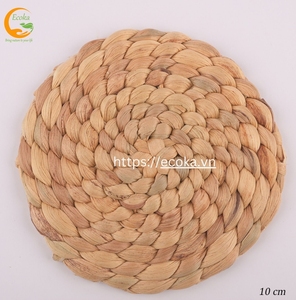 Napperon rond tressé en jacinthe d'eau naturelle faite à la main résistant à la chaleur Style campagnard écologique 10cm de diamètre par Crafted - Product Image 3