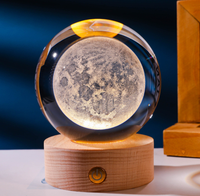 Nouvelle Lampe de Table Cristal 3D Gravée Étoile Galaxie à Base en Bois, Lumière LED de Nuit pour Décoration de Chambre d'Enfants