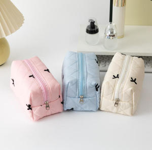 Premium Light-<b>Weight</b> Women Makeup Bag Portable Travel Toiletry <b>Storage</b> Pouch Large Capacity Girl Cosmetic Bag for Daily Use - Product Image 4