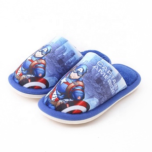 Pantoufles en peluche pour enfants, personnalisées, mignonnes, imprimées, Captain US, pour garçons et filles, automne-hiver, intérieur - Product Image 5