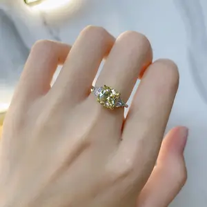 Nuovo prodotto anello di diamanti quadrati Ice Flower Cut 8*8 fede nuziale di gioielli in argento 925 di alta qualità per le donne