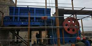 מכירת חיסול! מחיר מכונת ריסוק בטון סינית, עיצוב ייצור סיני, מכונת ריסוק אבן גיר ניידת על מסילה - Product Image 5