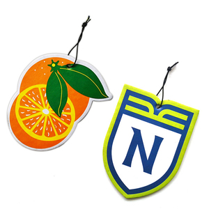 Désodorisant de voiture en papier avec logo personnalisé pour mariages, Noël, Halloween, remises de diplômes, Pâques, Nouvel An - Différentes formes et senteurs - Product Image 2