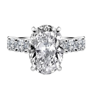 Elegante Anillo de Compromiso de Oro de 18K con Moissanita de Corte Ovalado de 3CT, Solitario con Halo Oculto, Joyería para Mujer - Product Image 3