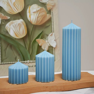 Lilin Pilar Bergaris dari Lilin Kedelai Buatan Tangan Dekorasi Modern Estetis Ukuran Besar Lilin Votive untuk Dekorasi Rumah Natal Diwali - Product Image 1