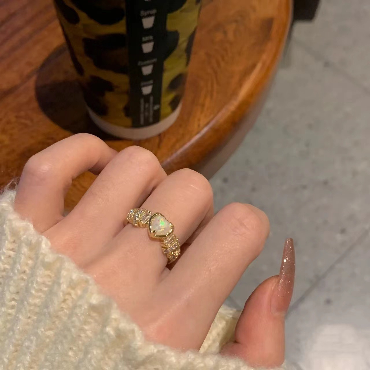 J643 gold