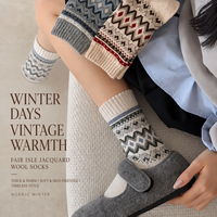 Chaussettes en laine Fair Isle personnalisées pour femmes, automne-hiver, doublées de polaire épaisse, chaudes, mi-mollet, tricotées rétro japonaises
