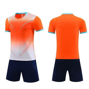 Set Personalizzato di Maglia <span class=keywords><strong>e</strong></span> <span class=keywords><strong>Pantaloncini</strong></span> <span class=keywords><strong>da</strong></span> <span class=keywords><strong>Calcio</strong></span> per Uomo, 100% Poliestere, Asciugatura Rapida, Leggero <span class=keywords><strong>e</strong></span> Traspirante - Product Image 1