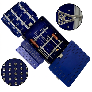 Juego de Instrumentos Ortopédicos para Radio Distal, Caja de Acero, Tornillos y Placas de 2.4mm, Grado A+, Certificado ISO 13485 CE - Product Image 1