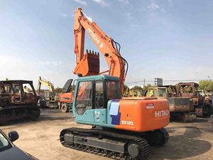 Excavatrice hydraulique d'occasion de 12 tonnes, fabrication japonaise, Hitachi EX120-3/EX120-5/ZX120, sur chenilles, avec moteur et pompe, excellent état - Product Image 5