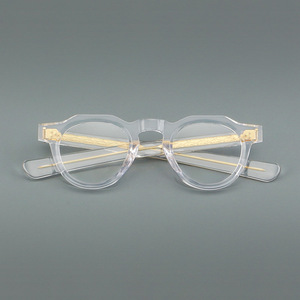Lunettes de vue rondes vintage à monture épaisse - Product Image 3