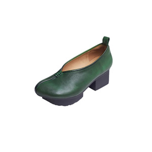 Chaussures à bout pointu en cuir véritable faites à la main Printemps 2026 – Confortables, talon bloc moyen, plateforme épaisse, talons rétro uniques – Vente en gros - Product Image 5