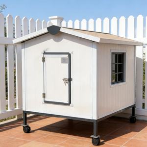 Abri pour chat d'extérieur de style cabane rustique - Construction en bois jointé pour les retraites en forêt - Product Image 5