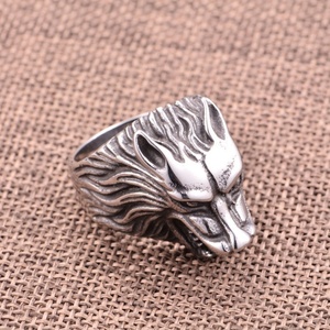 Bague pour homme en acier inoxydable avec tête de loup, personnalisable, style motard, accessoires de bijouterie, artisanat de moulage - Product Image 6