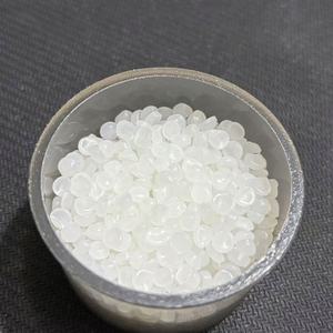 Matière première en plastique moulage par soufflage vierge HDPE Granules en plastique PE-HD Granulés - Product Image 1