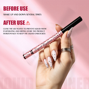 อายไลเนอร์แบบน้ำวีแกนกันน้ำ สีชัด ติดทนนาน สูตรเฉพาะ ปรับแต่งได้ พร้อมรับผลิตแบบ OEM แบรนด์ส่วนตัว สีดำด้าน - Product Image 4