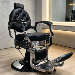 Silla de Peluquería Hidráulica Giratoria de Metal Plateado Resistente y Exclusiva para Salón de Belleza - Product Image 2