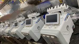 Appareil de beauté professionnel 6 en 1 pour hydrodermabrasion, pulvérisation d'eau, peeling, nettoyage du visage, élimination des points noirs - Product Image 2