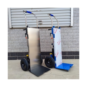 Carro de transporte de carga eléctrico con batería, aprobado por la CE, para subir escaleras, con cinta transportadora. - Product Image 4