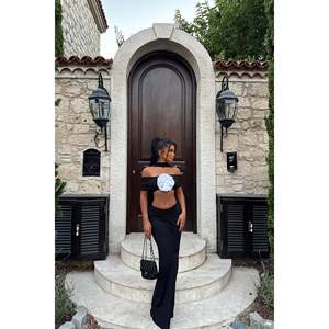 Ensemble de costume noir Mariska pour femmes - Product Image 2