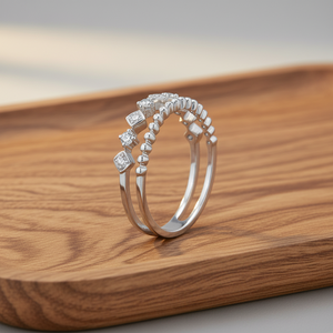 Anillo Apilable de Calidad Excepcional para Uso Diario, Joyería Delicada Hecha a Mano, Anillo de Oro Blanco Sólido de 18K con Diamantes Naturales Reales - Product Image 1