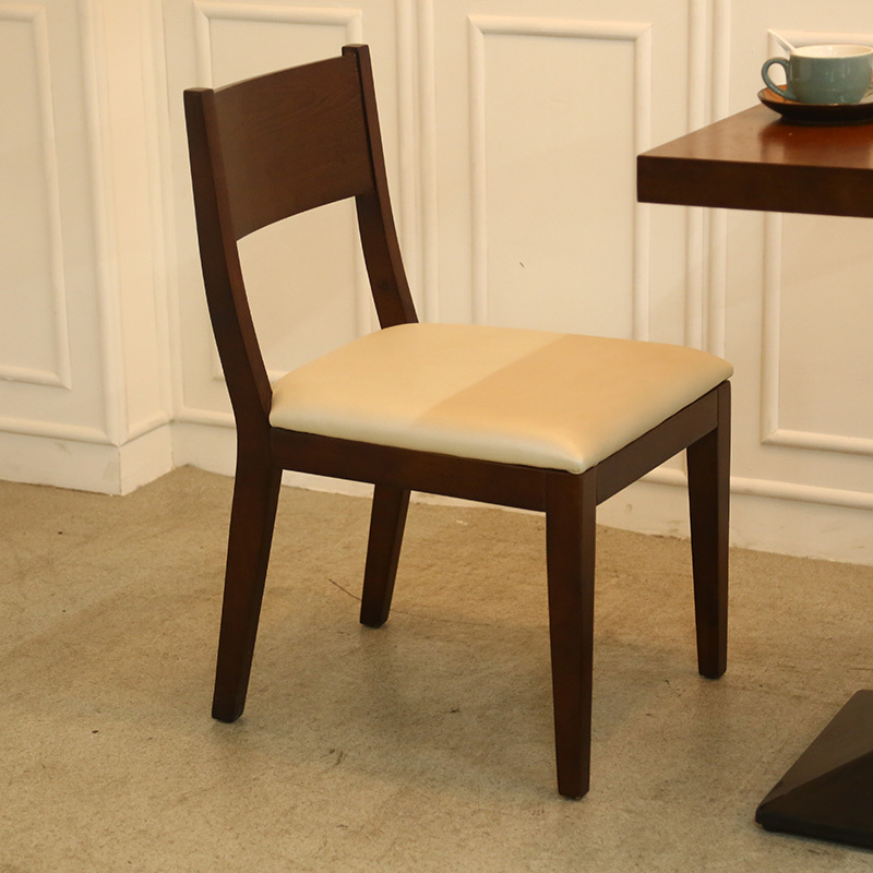 Silla D