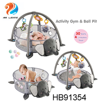 Tapis de jeu musical pour bébé en peluche super douce en polyester avec 30 balles suspendues et 4 jouets musicaux connectables