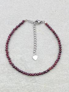 Pulsera de Granate Rodolita, Joyería Delicada con Piedras Preciosas, Cuentas Microfacetadas, Collar de Cristal, Joyería Minimalista, Collar con Piedras Preciosas Pequeñas - Product Image 4