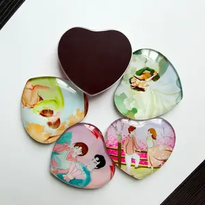 Factory Cheap Customized Lovers Photo Heart Shape Crystal Glass Fridge Magnet Wedding Refrigerator Magnet Souvenirs For Wedding