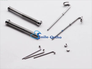 Dispositivo resistente ortodontico durevole per la cura orale per una correzione efficace della malocclusione di classe II - Product Image 3