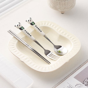 Xách tay 304 thép không gỉ Bộ đồ ăn thiết lập với gốm xử lý sáng tạo Panda Thiết kế-kim loại nĩa muỗng đũa cho các bên - Product Image 4