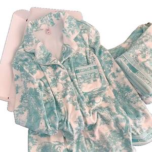 <span class=keywords><strong>Pigiama</strong></span> da <span class=keywords><strong>Donna</strong></span> Autunno Inverno Termico Ispessito in Velluto Isola, Completo a Maniche Lunghe di Lusso <span class=keywords><strong>Leggero</strong></span> di Alta Gamma con Stampa a Inchiostro della Giungla - Product Image 5