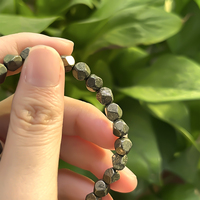 Bracelet fidget extensible en perles de pyrite véritable fait à la main Bracelet pépite de pyrite brute à facettes de 6mm pour la richesse et l'abondance