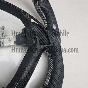 Volante Deportivo de Fibra de Carbono Perforada de Alta Calidad para Infiniti G27 G37 - Product Image 4