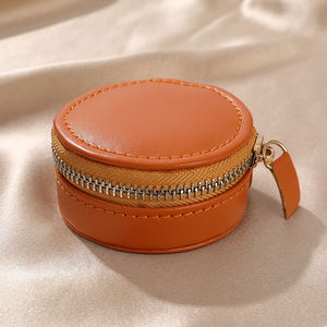 Caja de Almacenamiento de Joyas de Cuero y Terciopelo con Logotipo Personalizado, Organizador de Joyas, Estuche Redondo Pequeño Portátil, Caja de Joyas de Viaje - Product Image 4