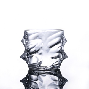 Verre à whisky NOVARE Unique pour Bourbon, Vodka, Whisky, style Old Fashioned, pour shots et cocktails, accessoires de bar pour la dégustation du whisky - Product Image 4
