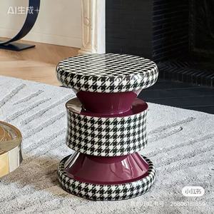 Tavolino Laterale di Design Artigianale di Alta Gamma in Crema, <span class=keywords><strong>Tavolo</strong></span> d'Angolo Creativo in <span class=keywords><strong>Resina</strong></span> di Lusso Leggero per Soggiorno - Product Image 4