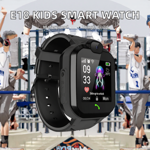 キッズスマートウォッチE18 TFTディスプレイ双方向SOS緊急通話音声チャットカメラIP67対応Android IOS男の子用女の子 - Product Image 2