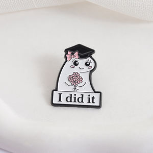 หมุดเคลือบสำหรับจบการศึกษารูปตลกๆของมส์ที่กำหนดเองฉันทำมันจบการศึกษาด้วยเข็มกลัดดอกไม้ปกเครื่องประดับของขวัญ - Product Image 3